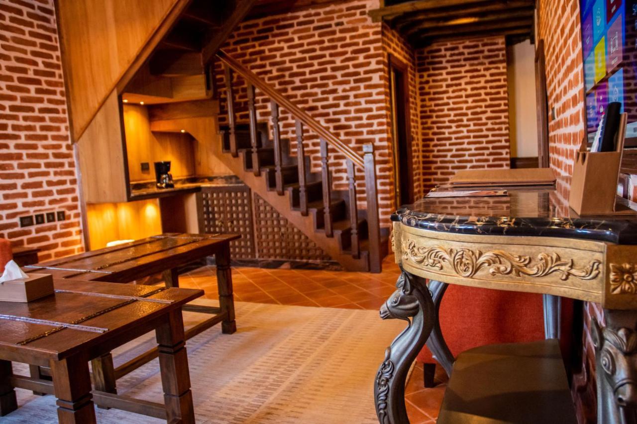 Basera Boutique Hotel Katmandu Zewnętrze zdjęcie The interior of the house