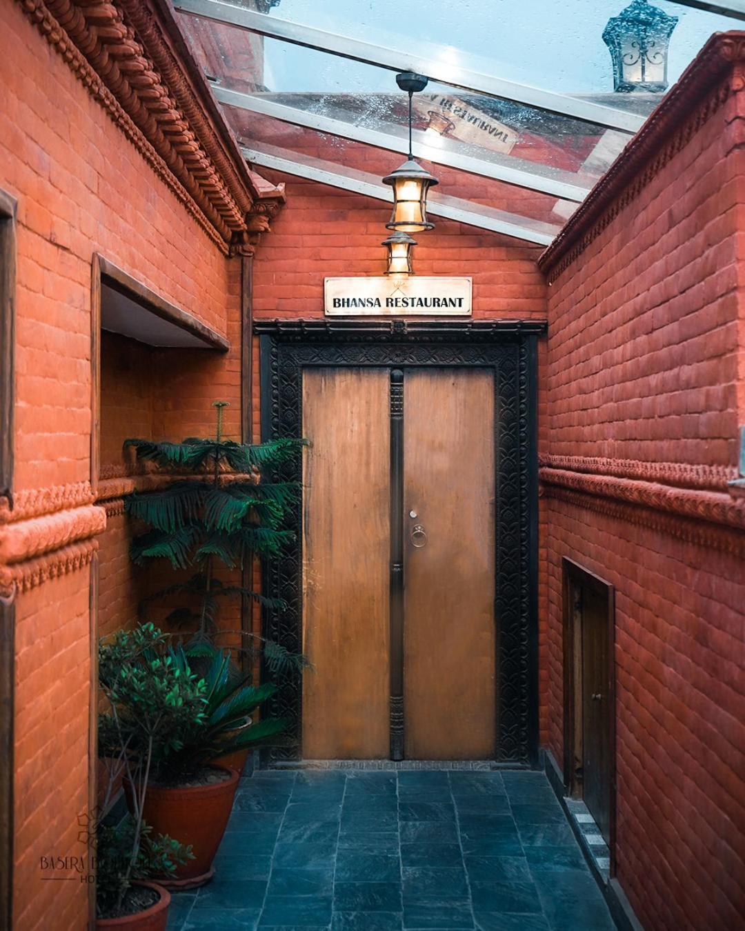 Basera Boutique Hotel Katmandu Zewnętrze zdjęcie Entrance to the restaurant